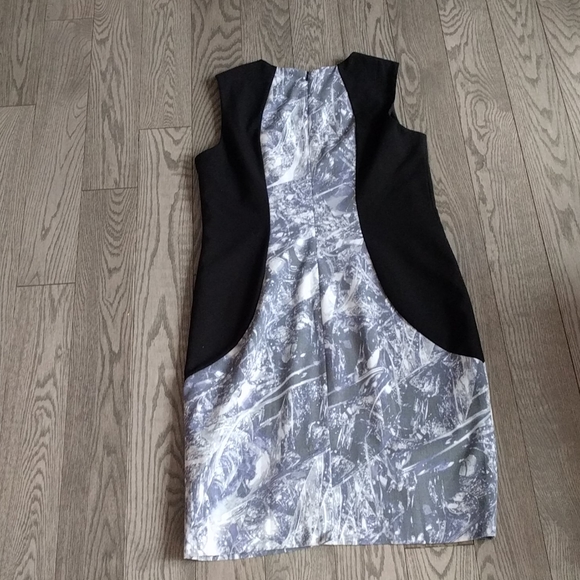 👠👠Nice clasic dress by Calvin Klein 👠🍀 - Picture 4 of 8